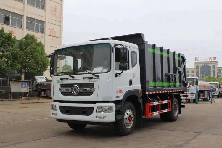 東風(fēng)D9自裝卸式垃圾車(側(cè)裝掛桶)