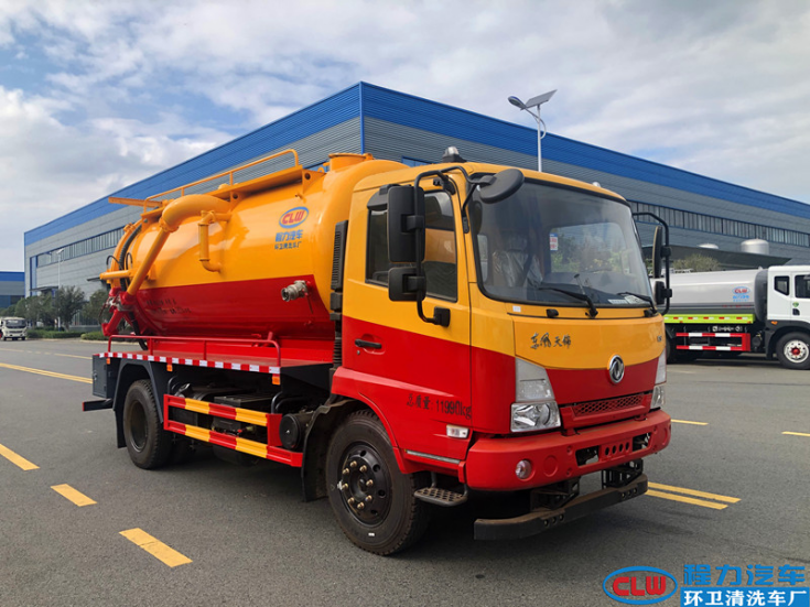 11方東風(fēng)天錦KS清洗吸污車(一體罐)