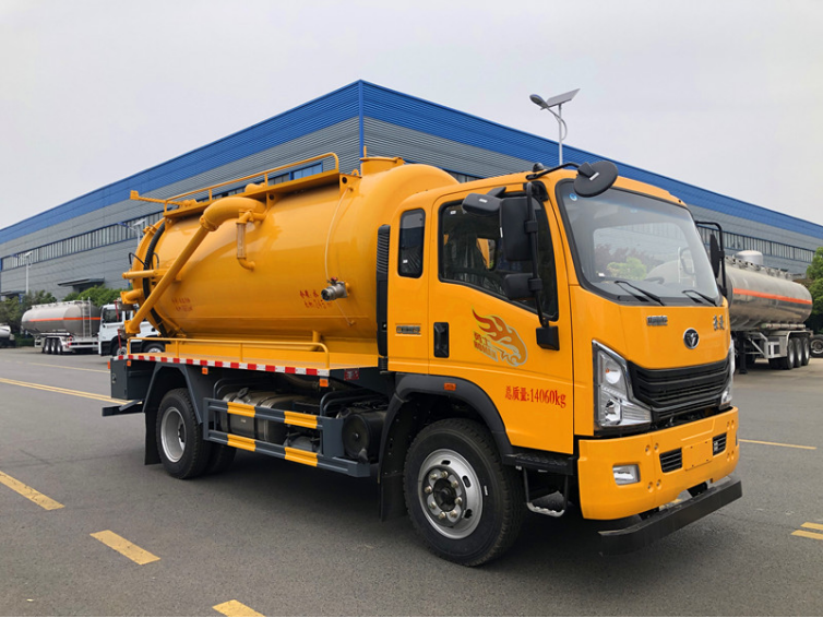 11方重汽豪曼清洗吸污車(一體罐)
