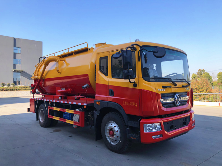 15方東風(fēng)D9清洗吸污車(國六)